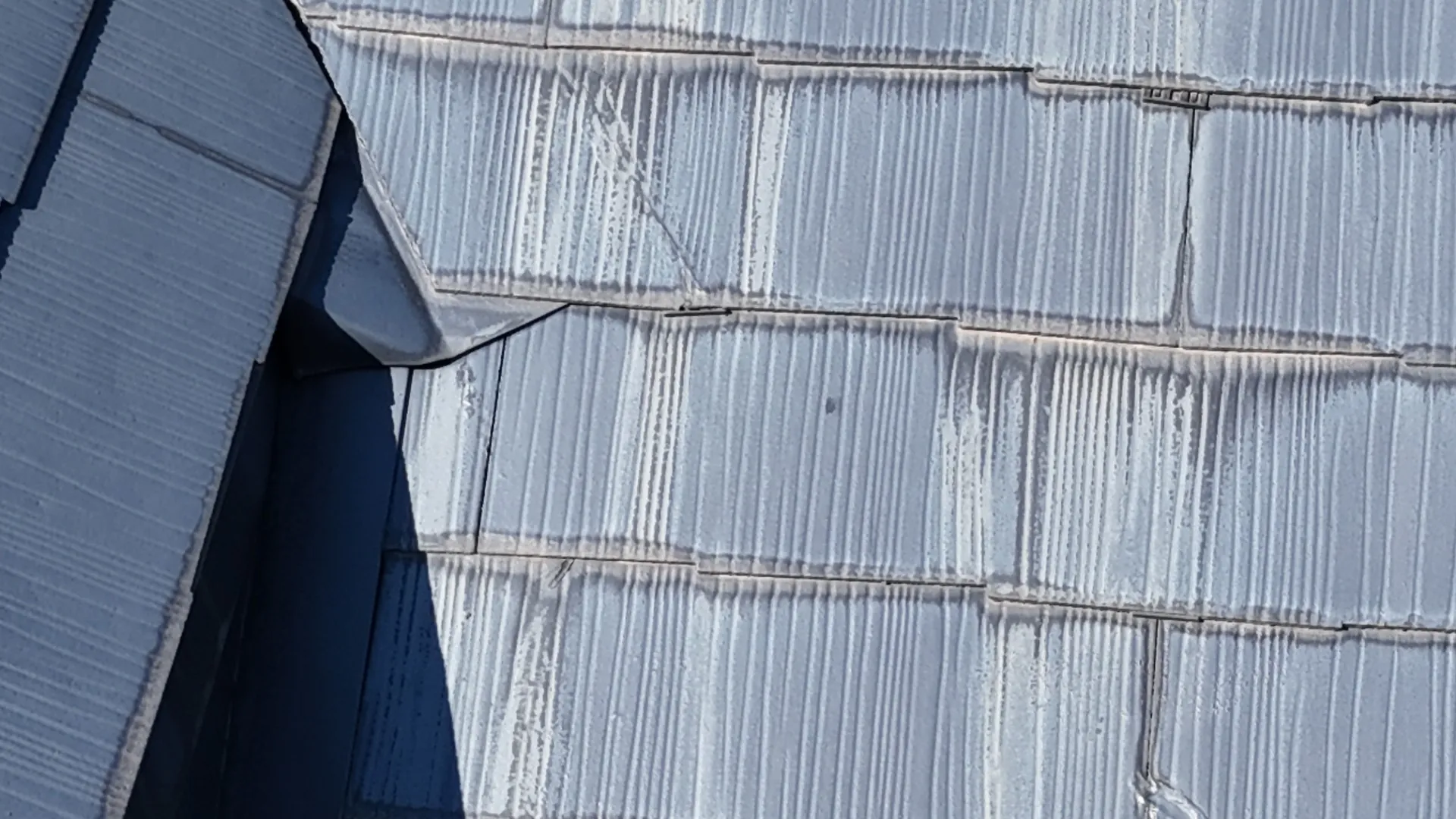 川越市で外壁塗装と屋根カバーの現地調査を行いました