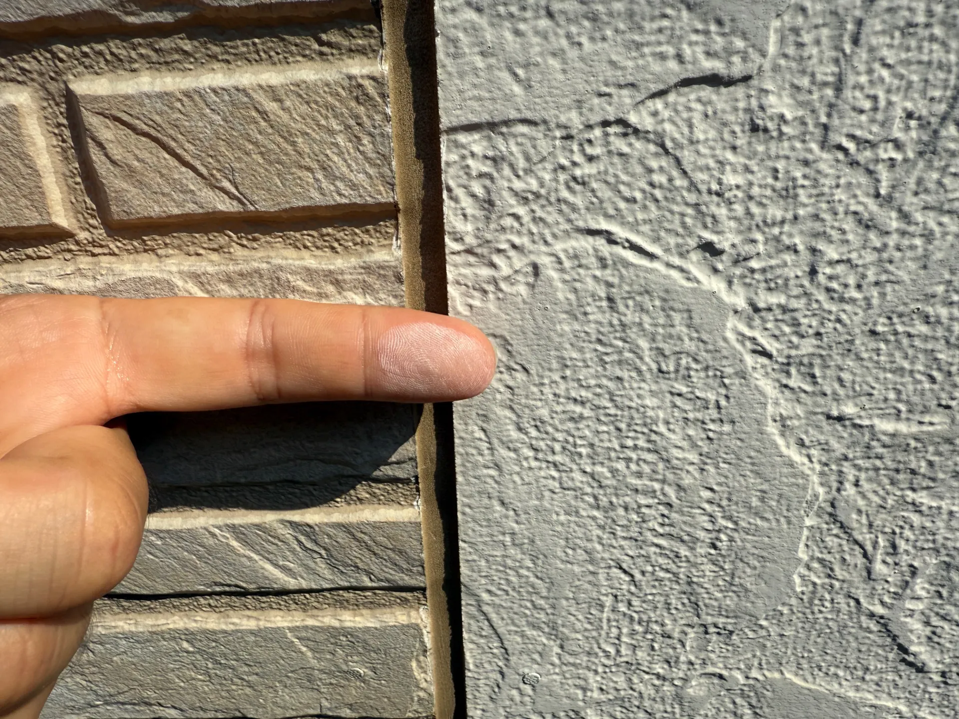 外壁塗り替えの最適なタイミングと埼玉県川越市の気候を活かす賢い選び方