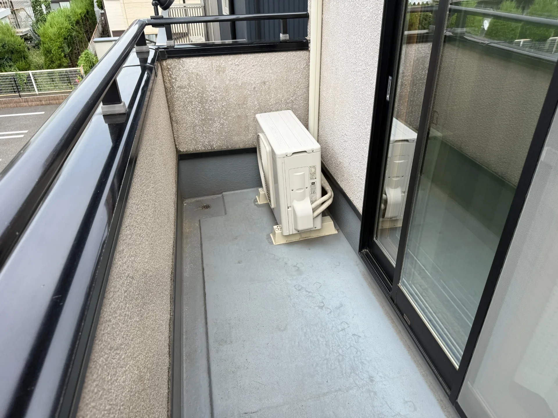 川越市にて雨漏りの調査で防水工事の調査を行いました