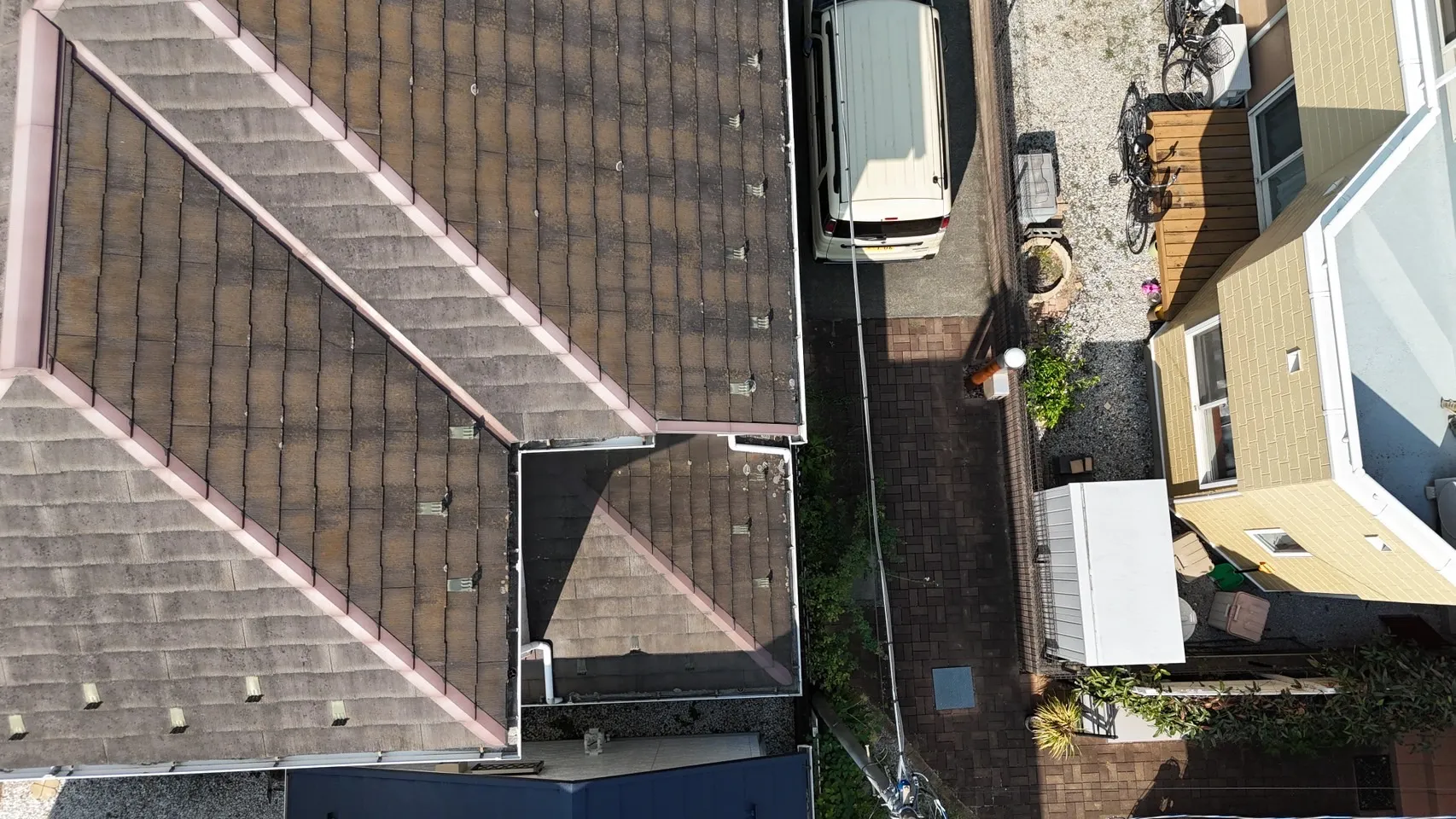 川越市にて外壁塗装と屋根カバーの現調を行いました