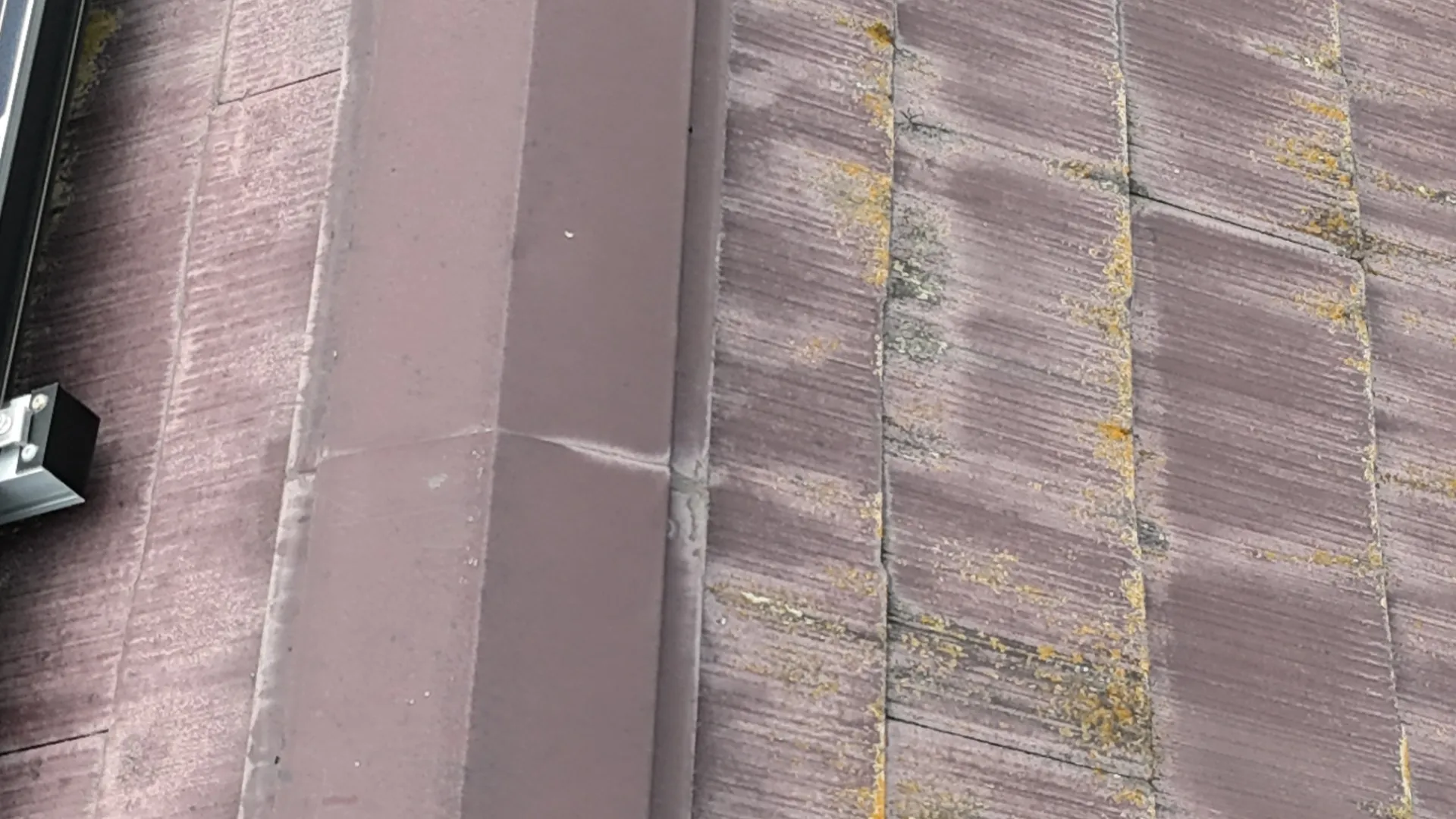 狭山市にて外壁屋根塗装の調査