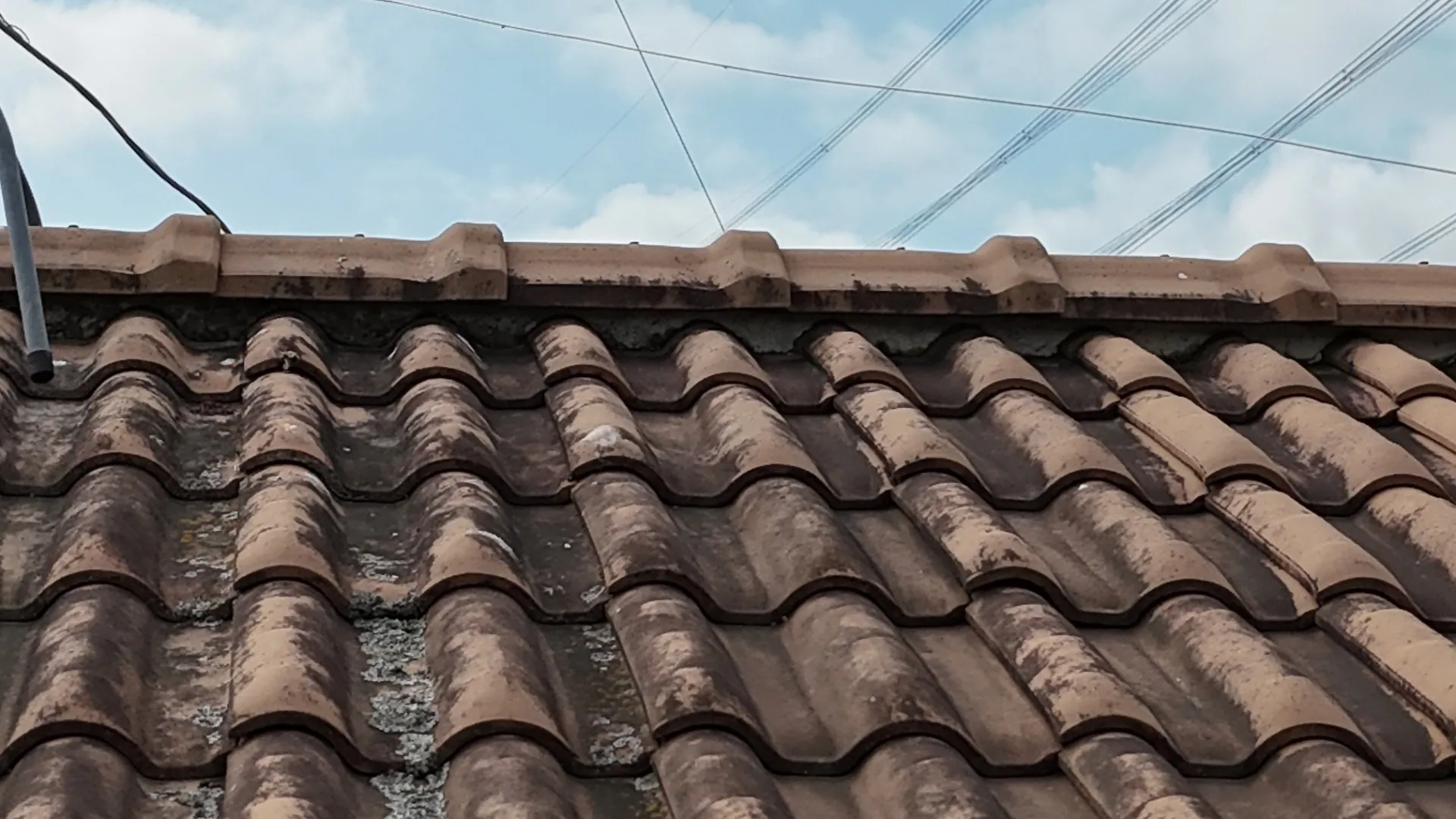 熊谷市で屋根補修と外壁塗装の調査